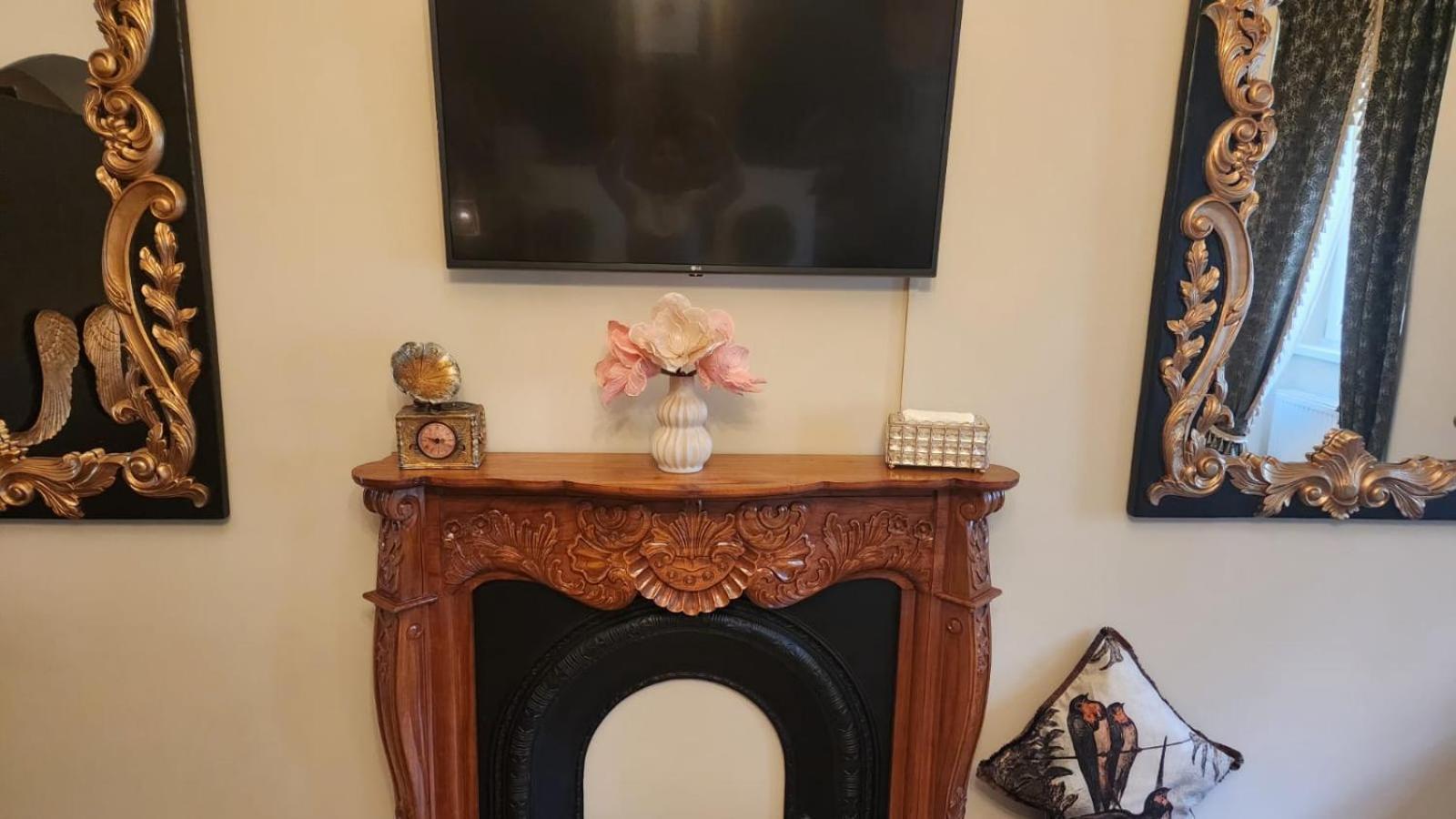 Victorian House Apartment Sibiu Bagian luar foto